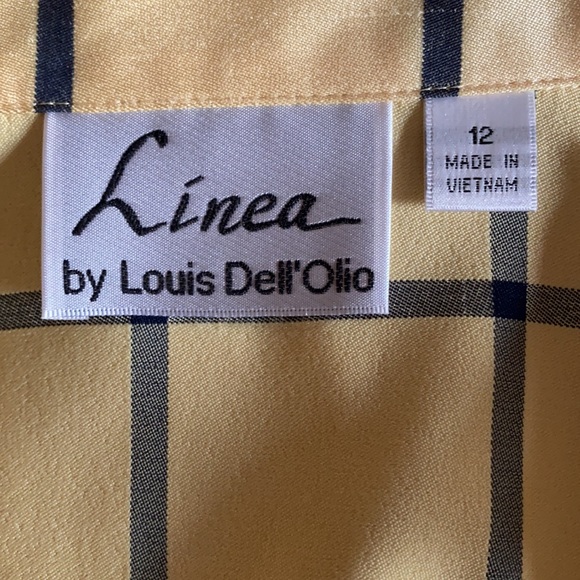 Top - Picture 5 of 6